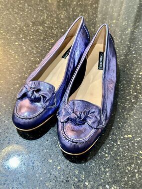 Claudia Ciuti Metallic Loafer | NWOB